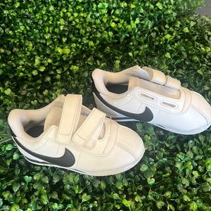 Toddler Sneakers - Nike Cortez size 9c
